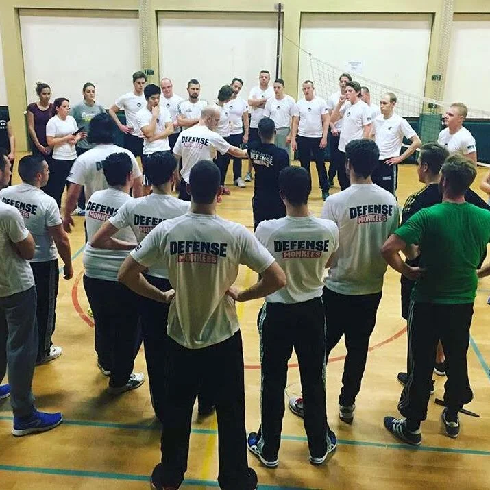 DefenseMonkees groepsles